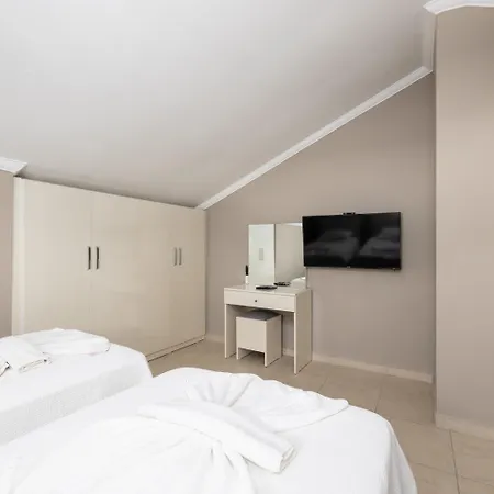 Moderno B * Олудениз